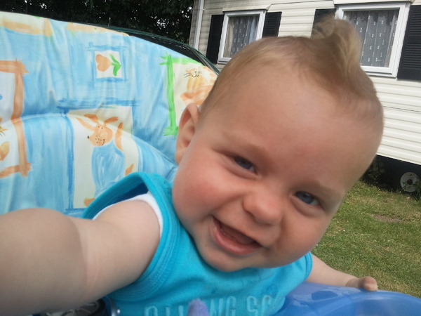 Jazzley,tyler Mijn kleine man 9 maanden oud.