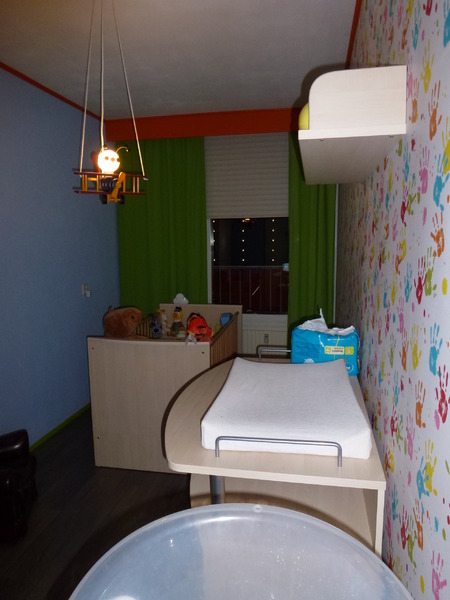 kamer kleine man helaas kun je op de foto nooit de hele kamer vastleggen... Maar verder is hij zo wel mooi :D
