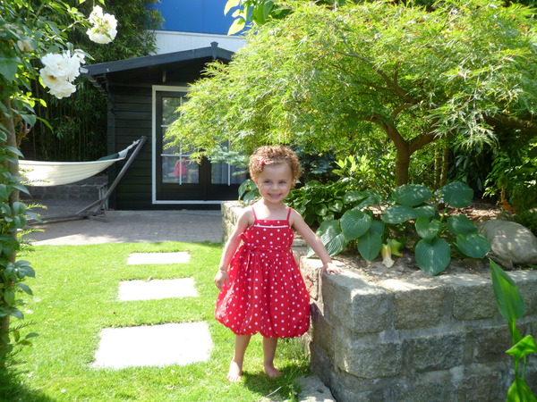 de enige Eza-elin tot nu toe Dit is onze Eza-elin geboren op 22-11-2008.
Op deze foto is Eza-elin 2,5 jaar oud. 