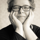 SamSam verloskundige Ingrid Voortman Na 13 jaar ziekenhuis zat het verlangen naar die eigen kleine praktijk nog steeds in mij en besloot ik het roer om te gooien. 'Less is more', dat is een van de dingen die mij motiveert, zowel priv&eacute; als in mijn vak. Meer tijd voor mijn zwangeren, meer tijd om aan te sluiten op de zorgvraag en meer tijd om te genieten van dit prachtige vak!