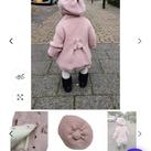 Jasje  Ohhh mama's, dit is geen vraag maar oprecht een mega tip.
Dit jasje besteld 2 weken terug als pre-order en gisteren mogen ontvangen. Ik ben oprecht verliefd!!!
Zo heerlijk warm! En hij staat haar té schattig. 