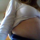 zwanger  dit is mijn buikje ik ben 22 weken 